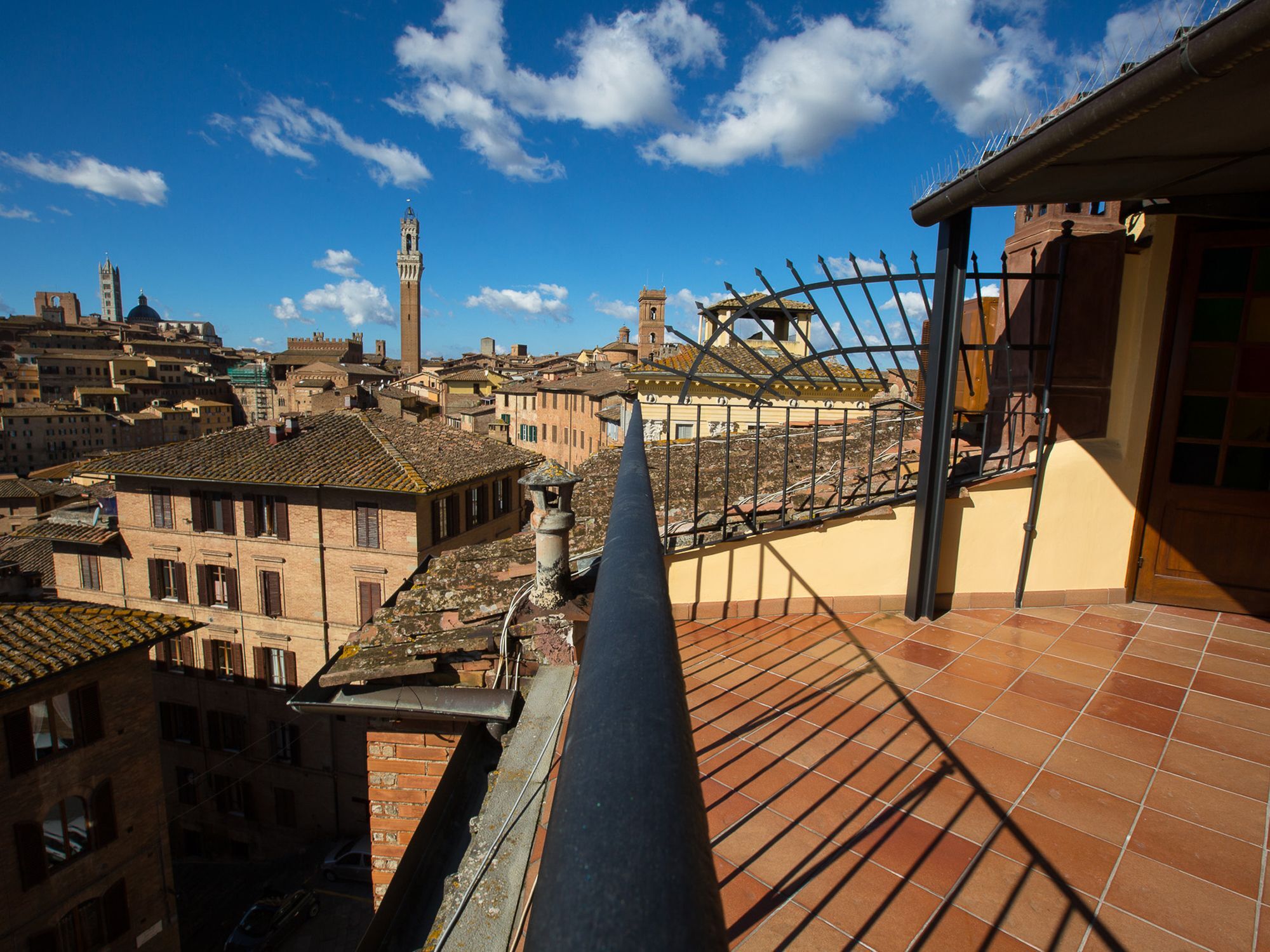 Appartamento Panoramico San Martino 12 Siena Exterior photo